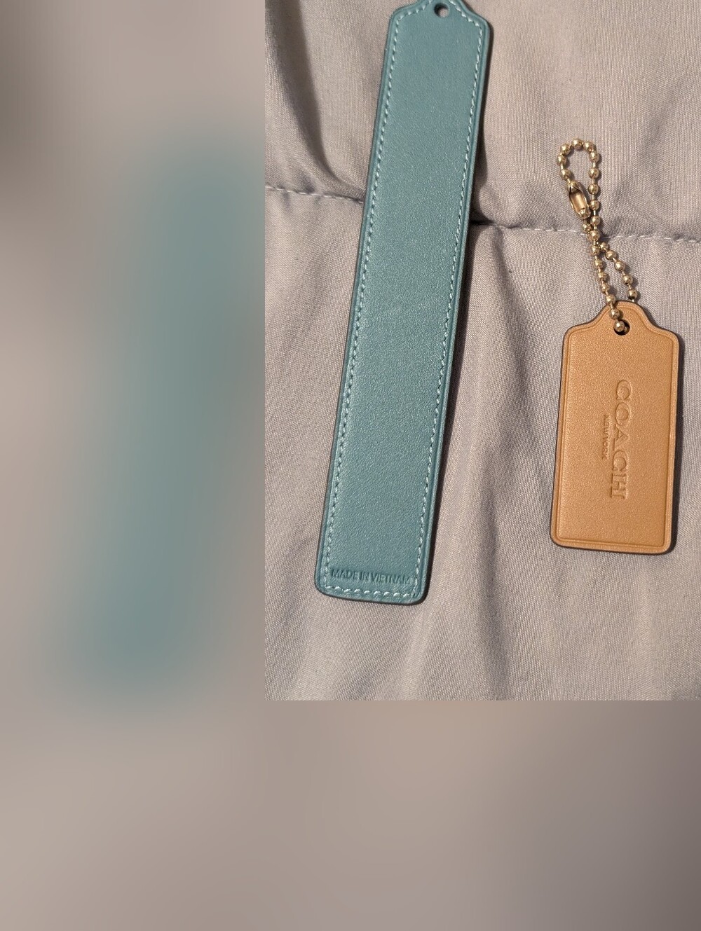 Coach Tags - Picture 4 of 5